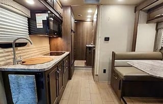 2019 Jayco Melbourne 24K