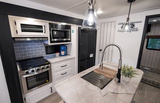 Bunkhouse(14) - 2025 Forest River Puma 32BHFS