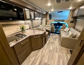 Thor Motor Coach Four Winds 31EV