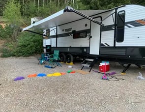 Forest River RV Wildwood X-Lite 273QBXL