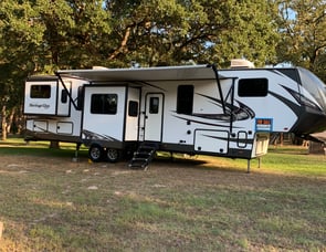 Forrest River Heritage Glenn LTZ 372RD