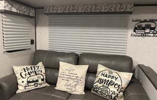 Condo on wheels/2021 Keystone RV Bullet 291RLS