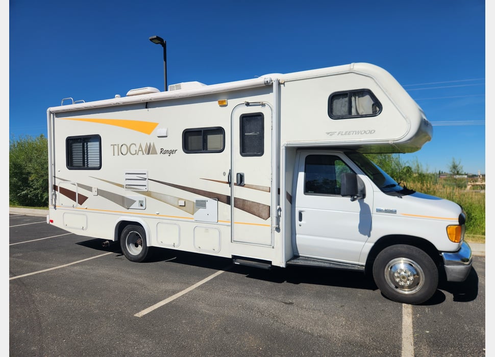 Class C Motor Home rentals in Bozeman