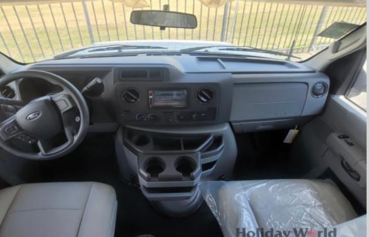 Captain chairs with arm rest