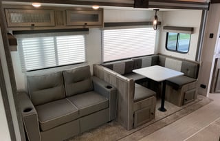 2021 Forest River Surveyor Legend 296QBLE