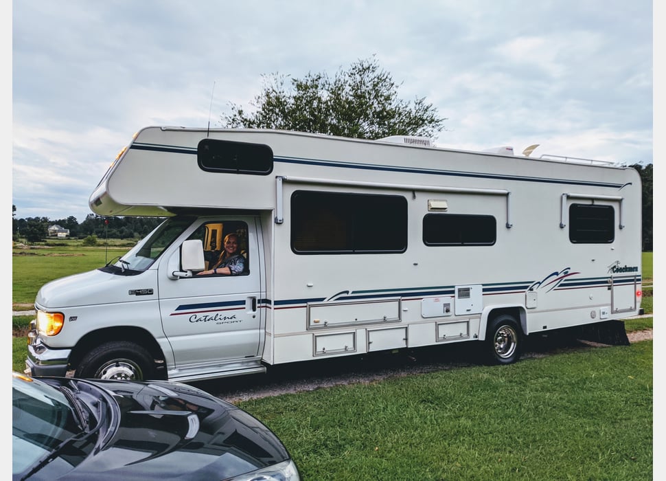 Class C Motor Home rentals in Cleveland