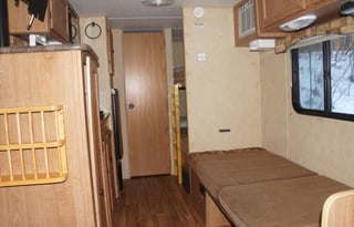 Our Family Fave! Comfy, Bunk Beds, Only 2,725 Lbs!