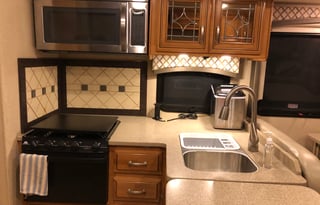 2017 Thor Chateau Super C 35SB (Bunk Bed Model)