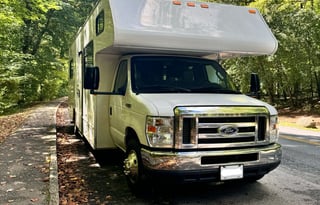 The Family Explorer: Spacious Class C RV