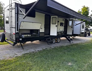 Palomino Puma 32BHQS