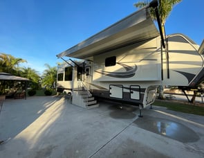 VanLeigh RV Vilano 369FB