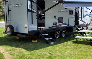 2021 Forest River RV Cherokee Alpha Wolf 26DBH-L