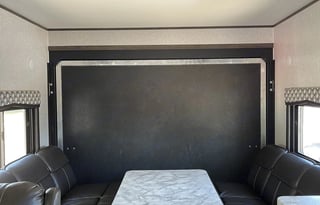 2021 Dutchmen RV Coleman Lantern Series 250TQ