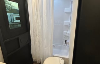 2022 Fully Loaded Cherokee Grey Wolf 26DBH-L