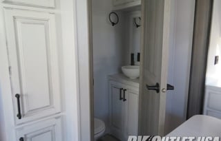 Luxury Nashville area RV Rental - Sleeps 6