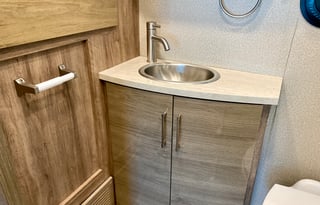 2020 Entegra Coach Qwest - Rusty's RV Adventure