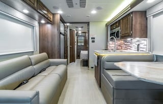 C19 *NEW* Entegra SLEEPS 8-STARLINK WiFi-MasterBed
