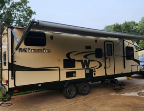 Winnebago Industries Towables Minnie 2455 BHS