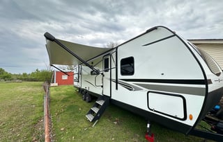 2 bdrm Camper with 2 A/C units!