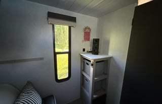 Versa Sleeps 10 Family Camper