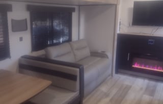 Springdale w/Bunks: Delivery Avail: No Prep Fee