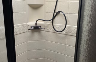 2010 Damon Challenger 371