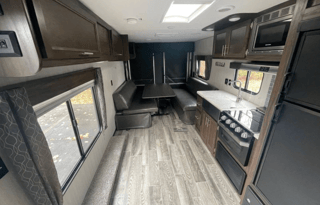 2018 Grey wolf Toy hauler 26 rr