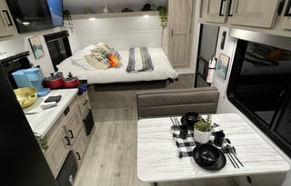 2025 Forest River RV East to west Silver Lake LE