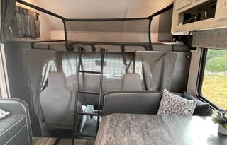 33ft Sunseeker special Bunkhouse Edition - "Sonny"