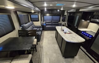 2019  Grand Design Imagine 2970RL