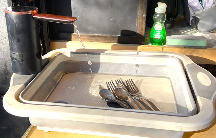 When you book the premium kitchen package it includes our water supply that gives you running water wherever you go! This is a great add-on for all you boondockers our there :)