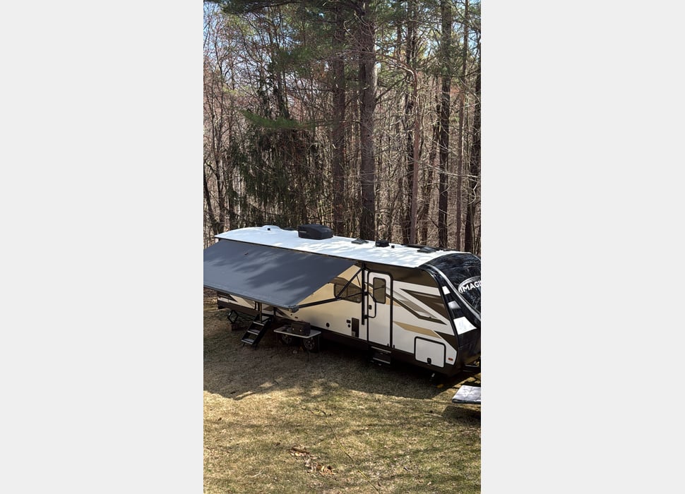 Travel Trailer rentals in Lee