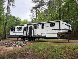 CrossRoads RV Volante 375MD