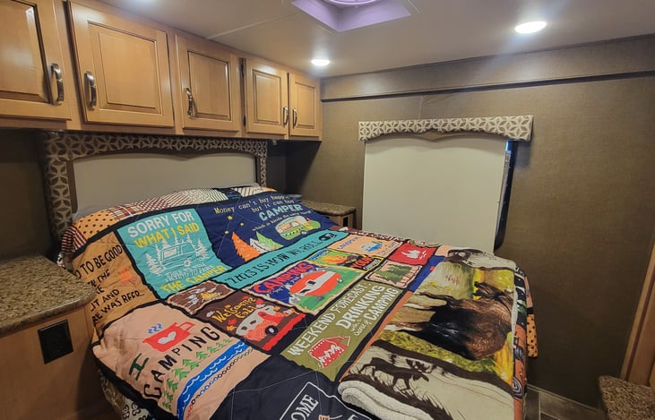 You won't need to worry about counting sheep in order to fall asleep with this amazingly comfortable bed