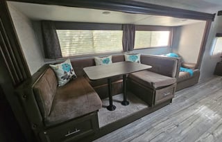 2018 Cherokee Grey Wolf 26DBH Travel Trailer