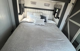 2023 Forest River RV Wildwood Heritage Glen 356QB