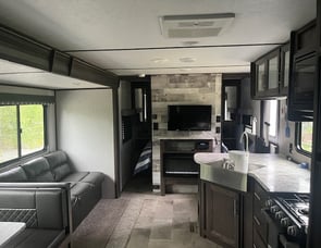 Dutchmen RV Coleman Lantern Series 263BH