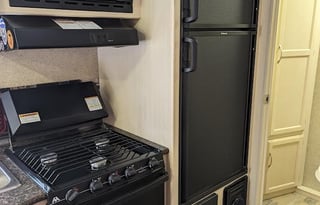 2018 Winnebago Micro Minnie 2106FBS