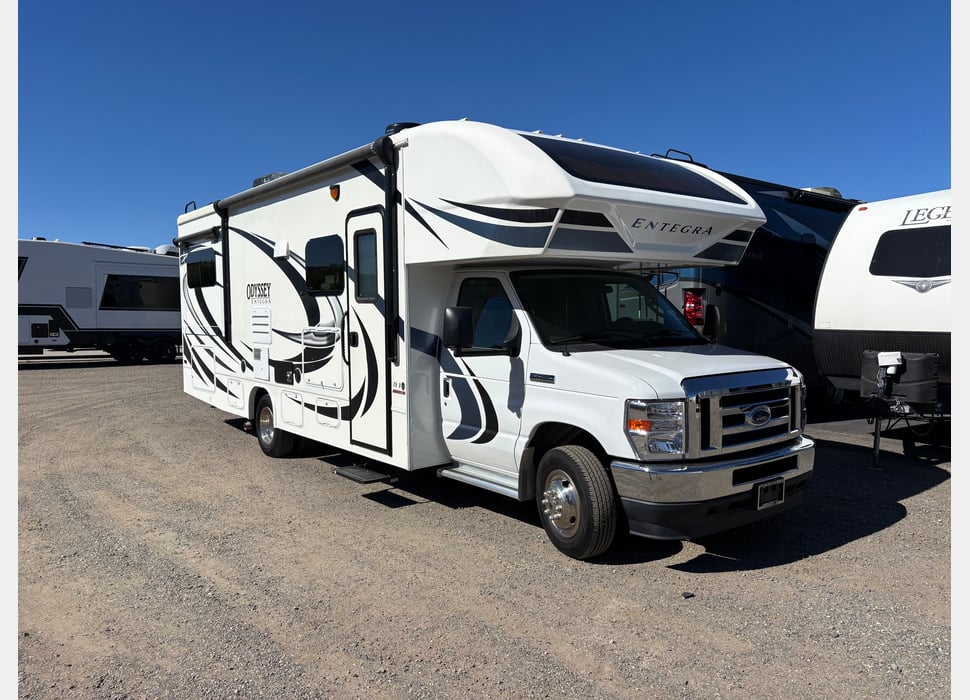 Class C Motor Home rentals in Sacramento