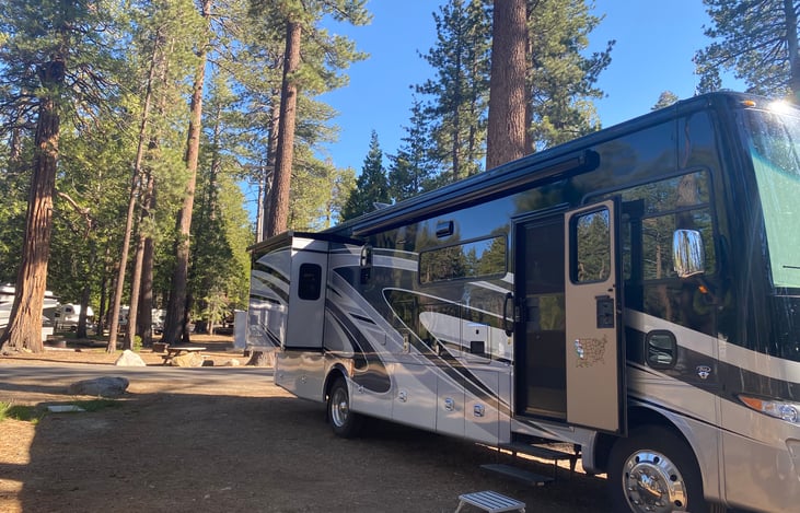 Extra step stool and great handles to enter RV