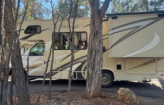 2019 Thor Chateau 22B • Low Miles • Dual Cameras