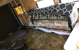 2005 Raptor 34' Toy Hauler, Triple Axle, Sleeps 10