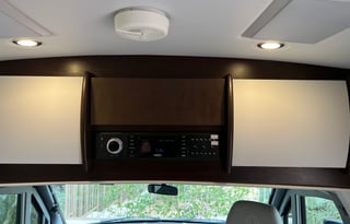 2019 Leisure Travel Serenity 24CB - Rent Cinnamon!