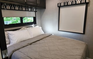 2022 Jayco Alante. WE ALLOW PERSONAL INSURANCE!