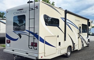 2021 Thor Chateau 31W