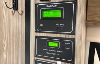 Vantonio Banderas - Winnebago Boldt 70BL