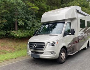 Tiffin Motorhomes Wayfarer 25 JW