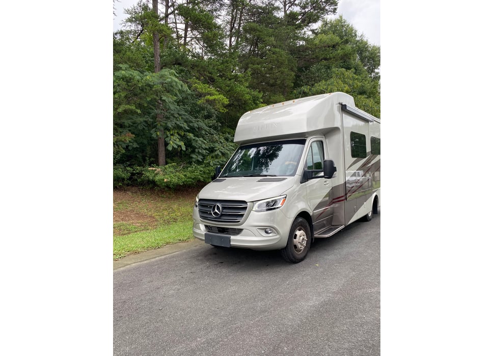 Class C Motor Home rentals in Lake Wylie