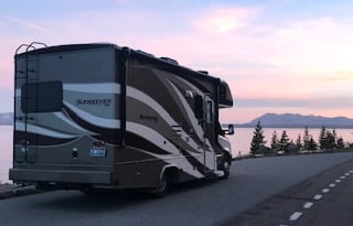 2020 SunSeeker Mercedes Diesel w/ FULL Slideout