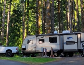 Coachmen RV Freedom Express Liberty Edition 320BHDS